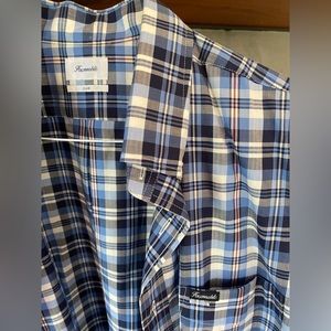 Men’s Botton down collared long sleeve